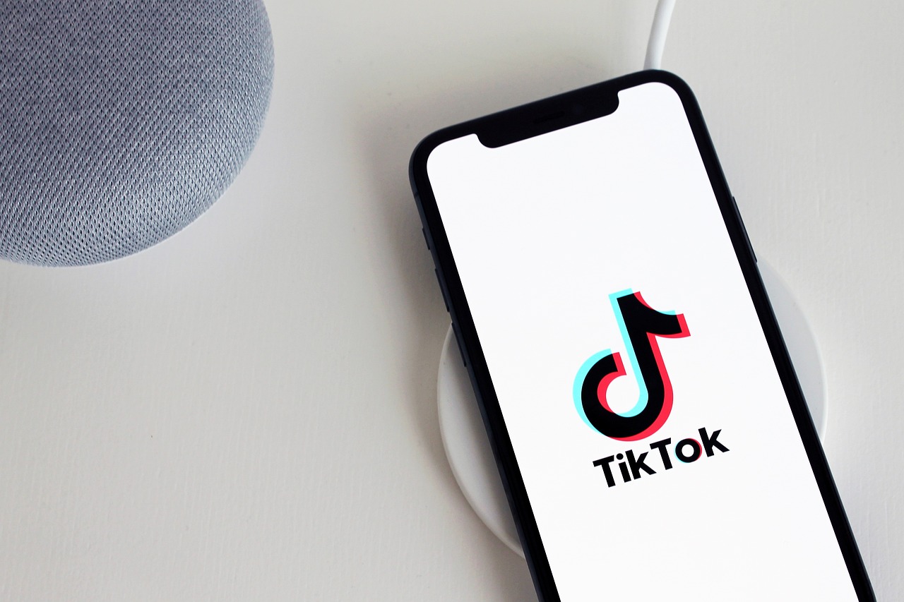 TikTok怎么养号？新手必看！利用海外住宅代理助你一臂之力 -98IP？